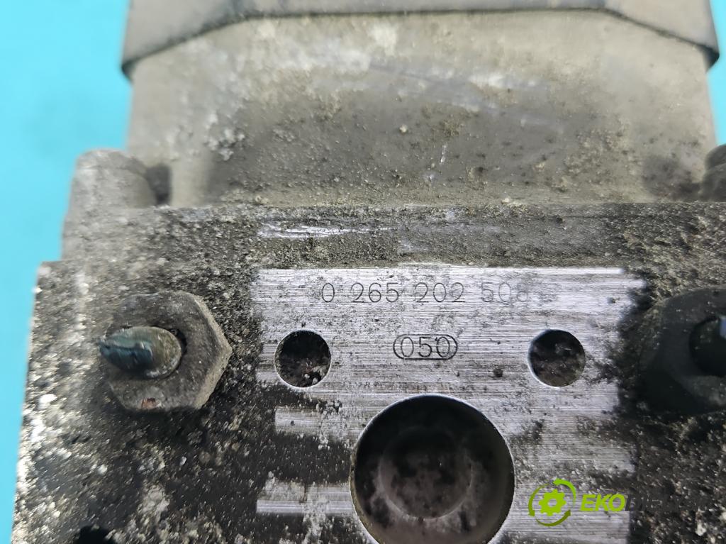 Opel Zafira A 1999-2005 1.8 16V 125 HP manual 92 kW 1796 cm3 5- čerpadlo abs 0273004648 (Pumpy ABS)