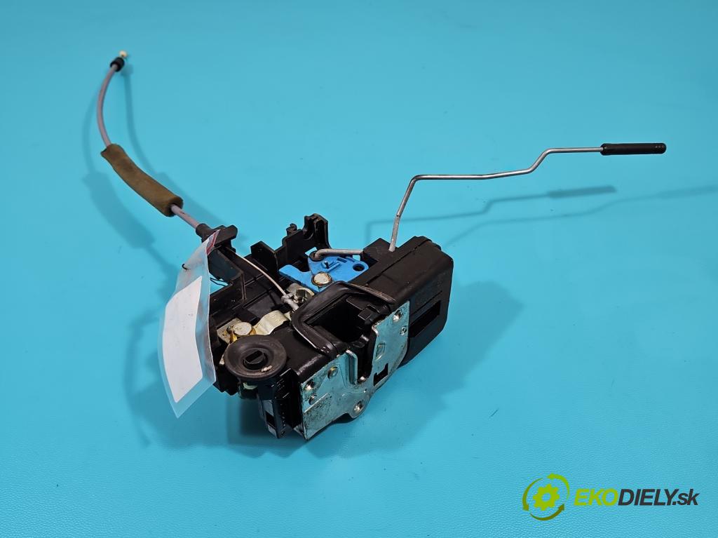 Opel Antara 2006-2015 2.2 cdti 163 hp automatic 120 kW 2231 cm3 5- zámek zadní pravý 