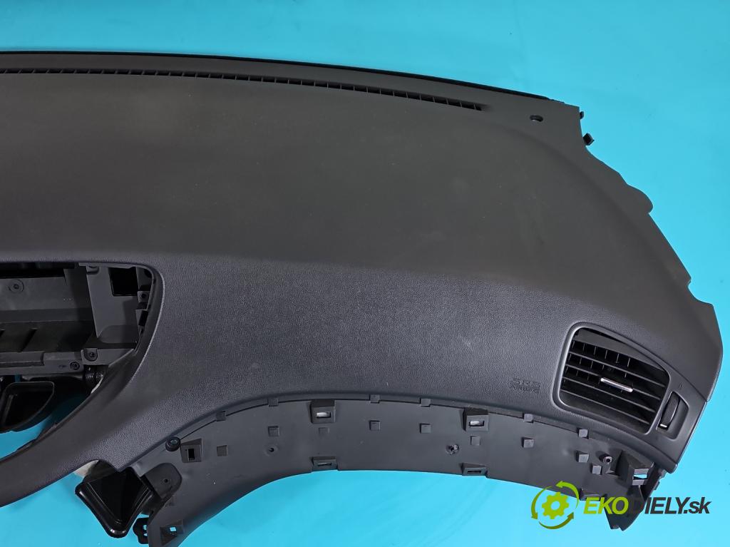 Subaru Tribeca 2005-2014 3.6 V6 automatic 256 kW 3630 cm3 5- kokpit,pristrojová doska rozdeľovacia