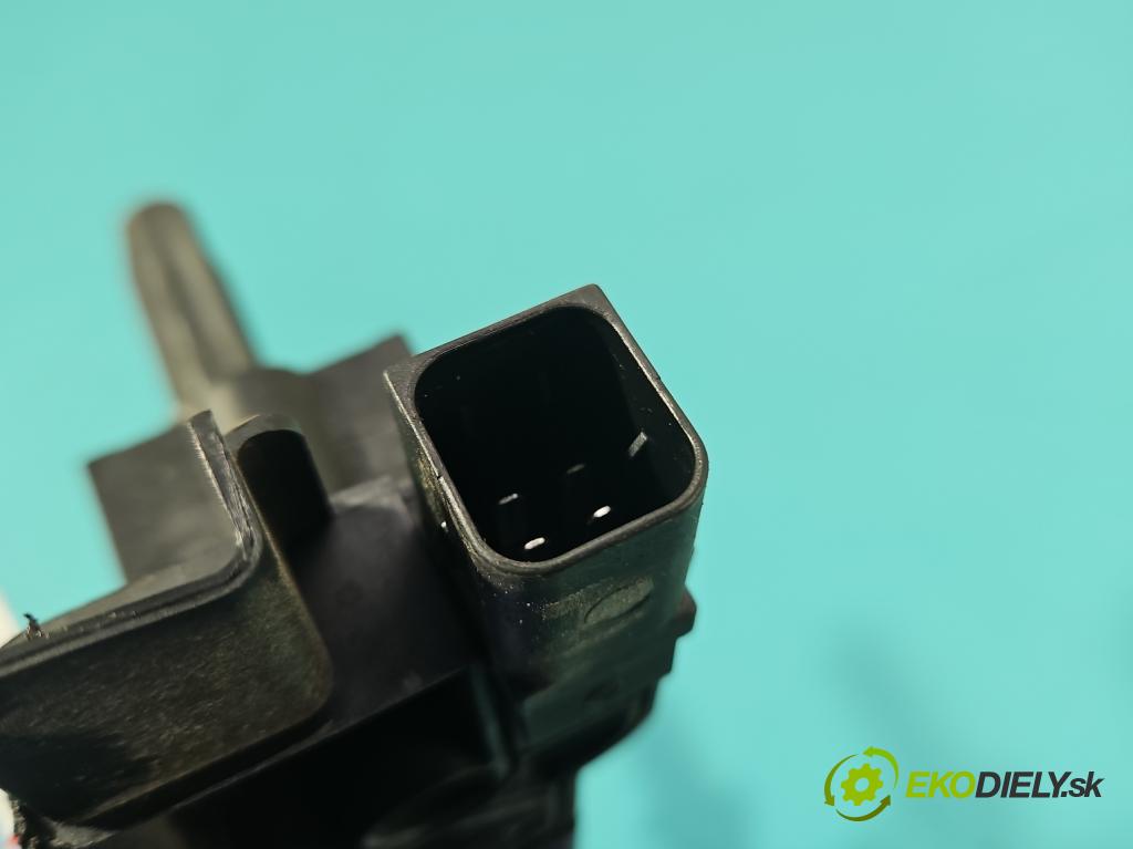 Citroen C5 I 2001-2008 1,8.0 16V 116 HP manual 85 kW 1749 cm3 5- cievka zapaľovacia  (Zapaľovacie cievky, moduly)