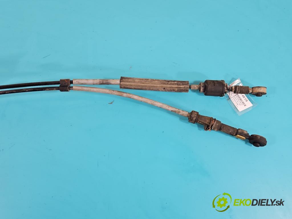 Citroen C5 I 2001-2008 1,8.0 16V 116 hp manual 85 kW 1749 cm3 5- kulisa změny stupňová  (Rýchlostné páky / kulisy)