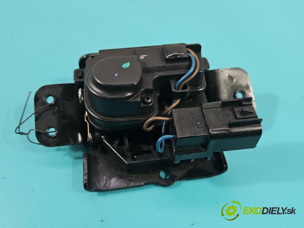 Opel Antara 2006-2015 2.2 cdti 163 hp automatic 120 kW 2231 cm3 5- zámek kufrových dveří zadní 13581406
