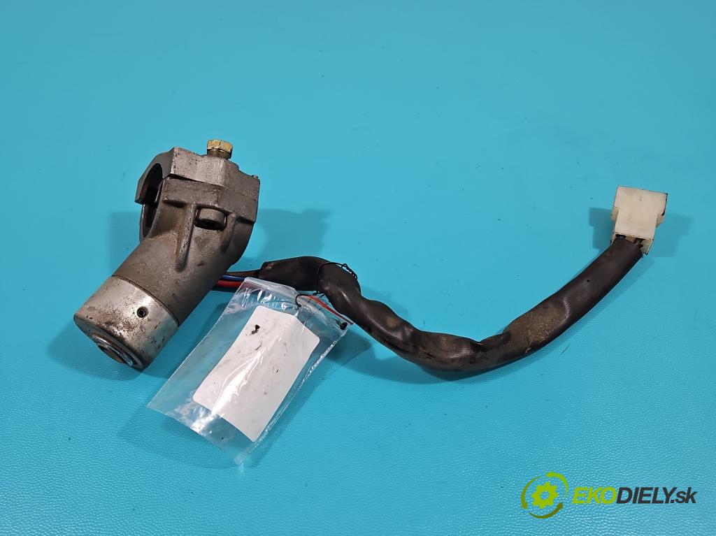 Fs lublin Lublin 2.4d 69KM manual 51 kW 2417 cm3 5- Spínačka  (Spínacie skrinky a kľúče)