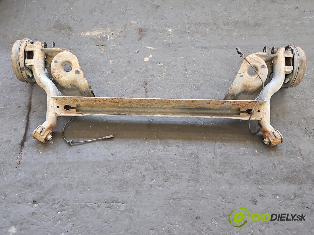 Peugeot 107 1.0 68 hp manual 50 kW 998 cm3 3- zadní výztuha  (Výztuhy zadní)