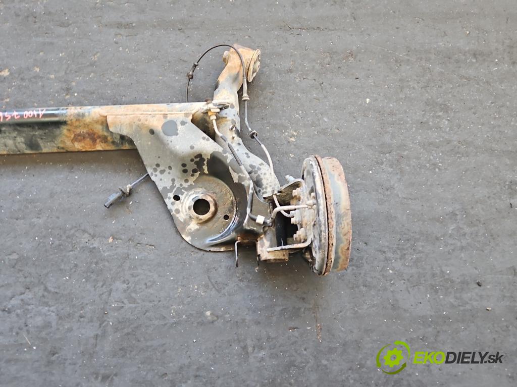 Peugeot 107 1.0 68 hp manual 50 kW 998 cm3 3- zadní výztuha  (Výztuhy zadní)