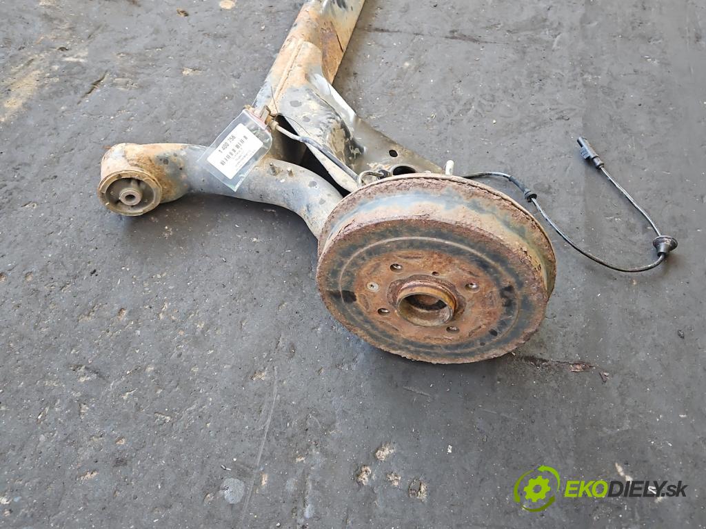 Peugeot 107 1.0 68 hp manual 50 kW 998 cm3 3- zadní výztuha  (Výztuhy zadní)