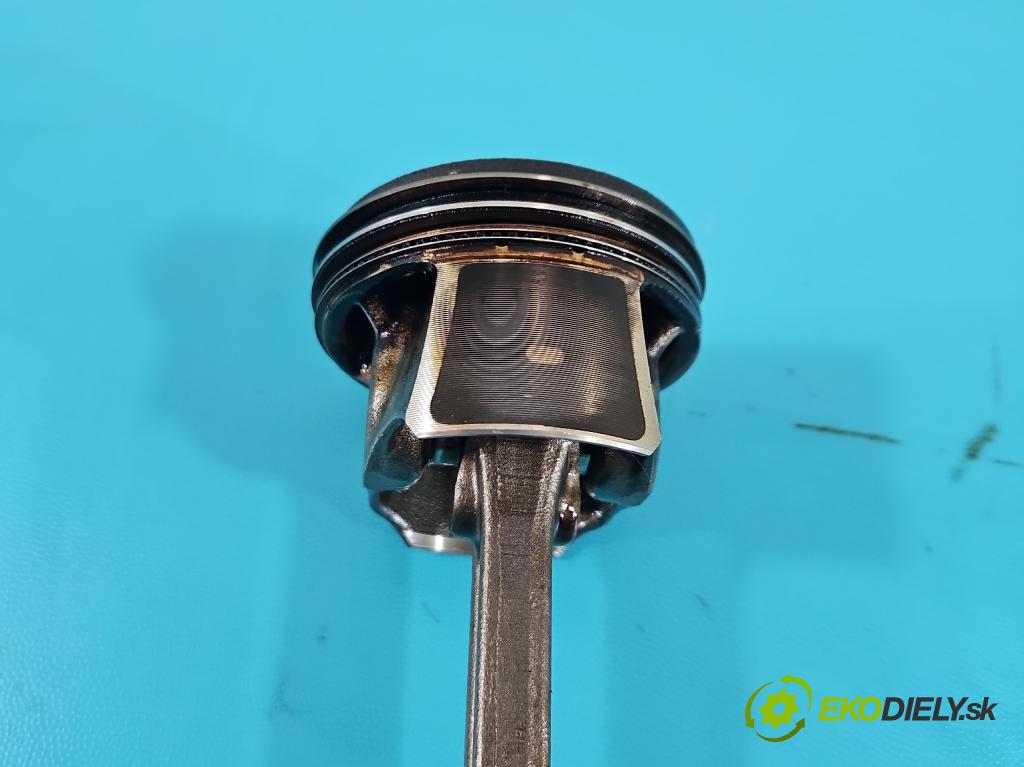 Renault Clio IV 2012-2020 0.9 T 90 HP manual 66 kW 898 cm3 5- piest  (Piest)