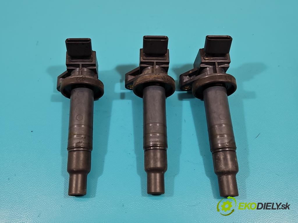 Peugeot 107 1.0 68 HP manual 50 kW 998 cm3 3- cievka zapaľovacia 90080-19019 (Zapaľovacie cievky, moduly)