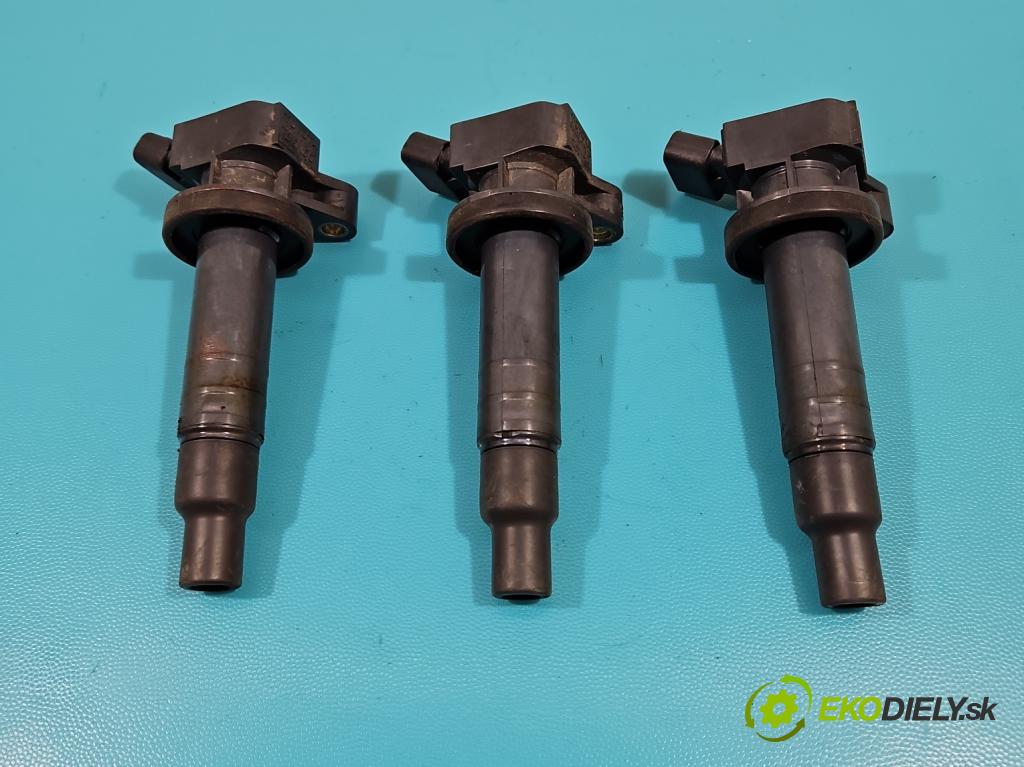 Peugeot 107 1.0 68 HP manual 50 kW 998 cm3 3- cievka zapaľovacia 90080-19019 (Zapaľovacie cievky, moduly)