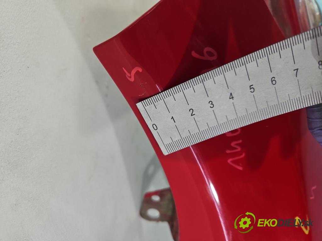 Peugeot 107 1.0 68 hp manual 50 kW 998 cm3 3- blatnik přední levý  (Predné ľavé)