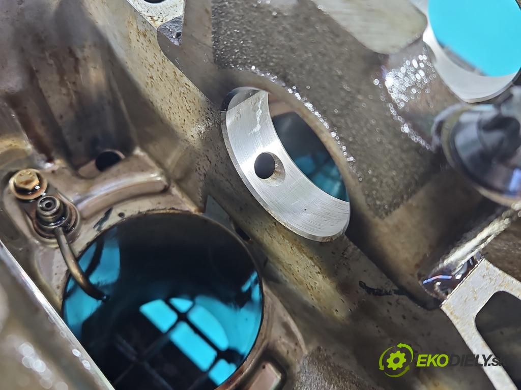 Renault Clio IV 2012-2020 0.9 T 90 HP manual 66 kW 898 cm3 5- Blok motora H4BG412 (Blok motora)