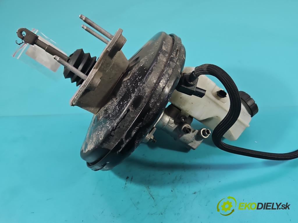 Renault Clio IV 2012-2020 0.9 T 90 HP manual 66 kW 898 cm3 5- servo brzdové 472103202R