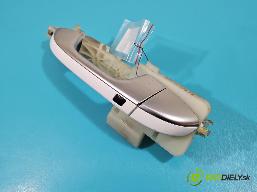 Kia Sportage IV 2015-2021 1.7 crdi 141 HP automatic 104 kW 1685 cm3 5- rukoväť predné ľavé mimo:  (Vonkajšie predné ľavé)