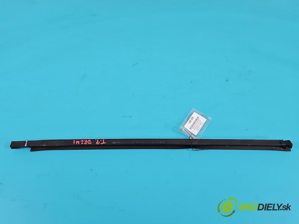 Kia Sportage IV 2015-2021 1.7 crdi 141 hp automatic 104 kW 1685 cm3 5- Těsnění: dveře zadní pravé  (Ostatní)