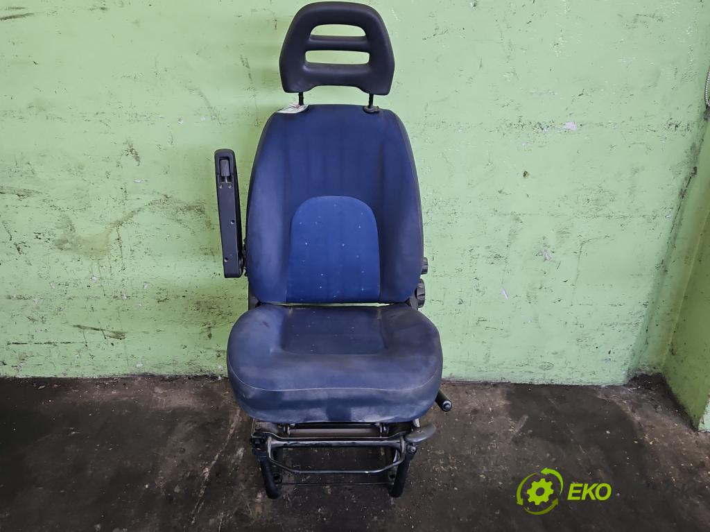 Peugeot Boxer I 1994-2006 2.2 hdi 101 HP manual 74 kW 2179 cm3 5- Sedačka ľavý  (Sedačky, sedadlá)