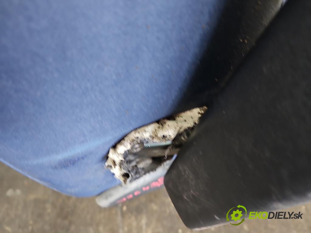 Peugeot Boxer I 1994-2006 2.2 hdi 101 HP manual 74 kW 2179 cm3 5- Sedačka ľavý  (Sedačky, sedadlá)