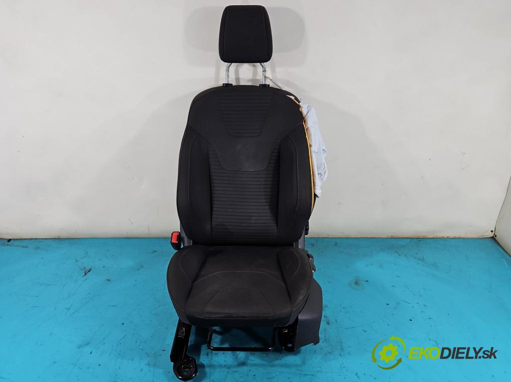 Ford Focus Mk3 2010-2018 1.5 tdci 120 HP manual 88 kW 1499 cm3 5- Sedačka ľavý  (Sedačky, sedadlá)