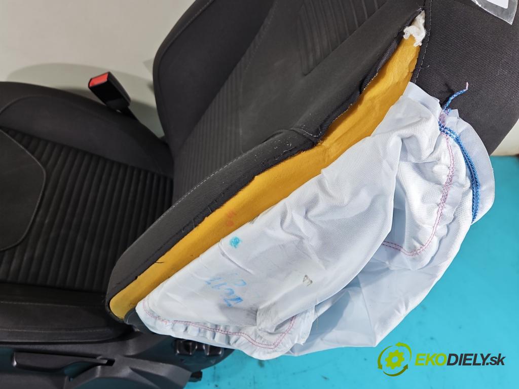 Ford Focus Mk3 2010-2018 1.5 tdci 120 HP manual 88 kW 1499 cm3 5- Sedačka ľavý (Sedačky, sedadlá)