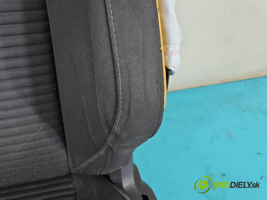 Ford Focus Mk3 2010-2018 1.5 tdci 120 HP manual 88 kW 1499 cm3 5- Sedačka ľavý (Sedačky, sedadlá)