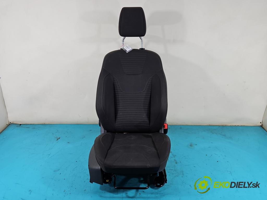 Ford Focus Mk3 2010-2018 1.5 tdci 120 HP manual 88 kW 1499 cm3 5- Sedačka pravý  (Sedačky, sedadlá)