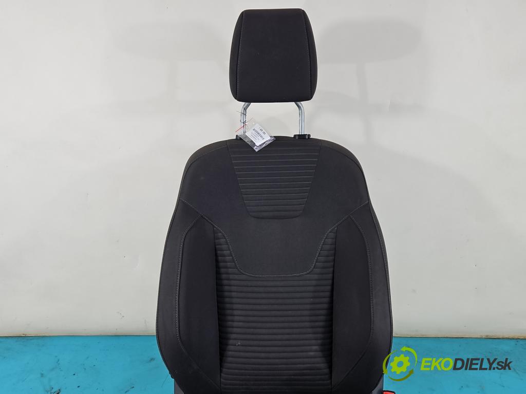Ford Focus Mk3 2010-2018 1.5 tdci 120 HP manual 88 kW 1499 cm3 5- Sedačka pravý (Sedačky, sedadlá)