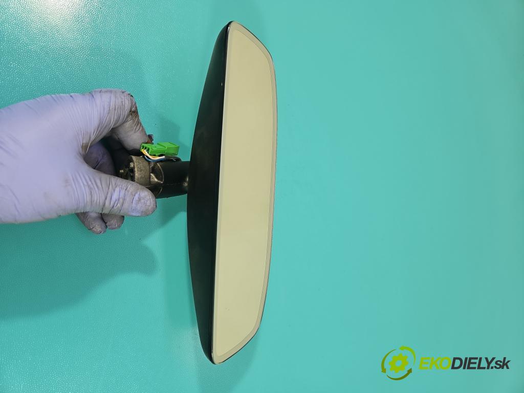 Volvo V90 2016- 2.0 D5 235 hp automatic 173 kW 1969 cm3 5- zpětné zrcátko vnitřní 31442556 (Světla vnitřní)