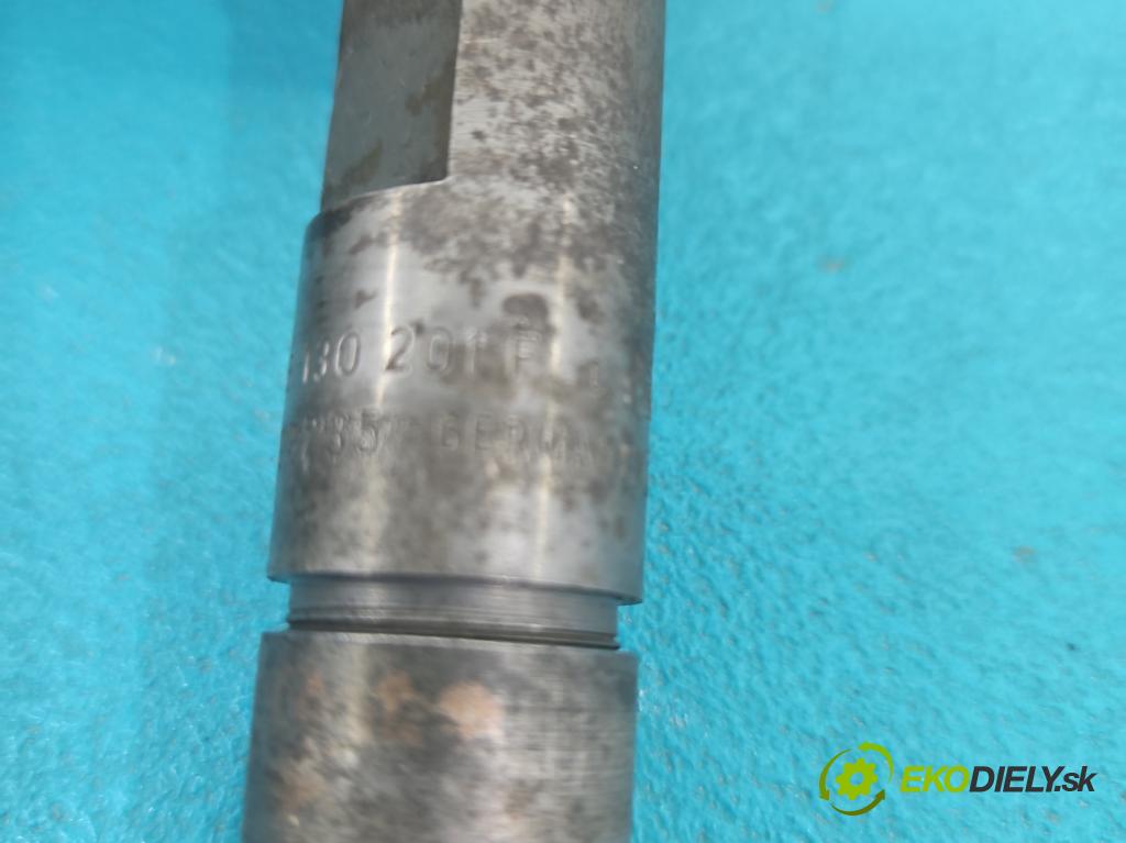 Skoda Octavia I 1996-2010 1.9 tdi 90 HP manual 66 kW 1896 cm3 5- vstrek 038130201F (Vstrekovač paliva)