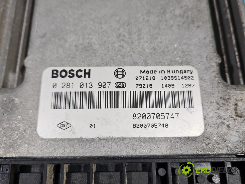 Renault Scenic II 2003-2009 1.9 dci 131 HP manual 96 kW 1870 cm3 5- riadiaca jednotka motora 8200705747