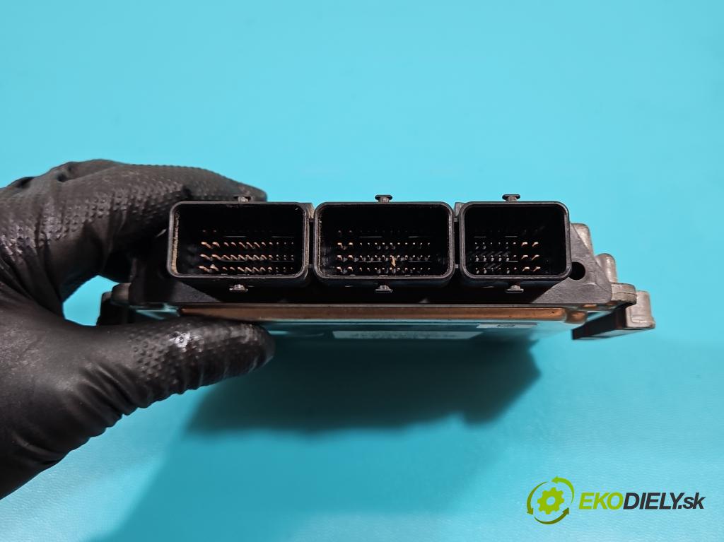 Renault Scenic II 2003-2009 1.9 dci 131 HP manual 96 kW 1870 cm3 5- riadiaca jednotka motora 8200705747