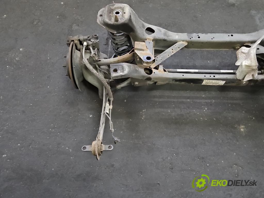 Ford Focus Mk3 2010-2018 1.5 tdci 120 hp manual 88 kW 1499 cm3 5- zadní výztuha  (Výztuhy zadní)