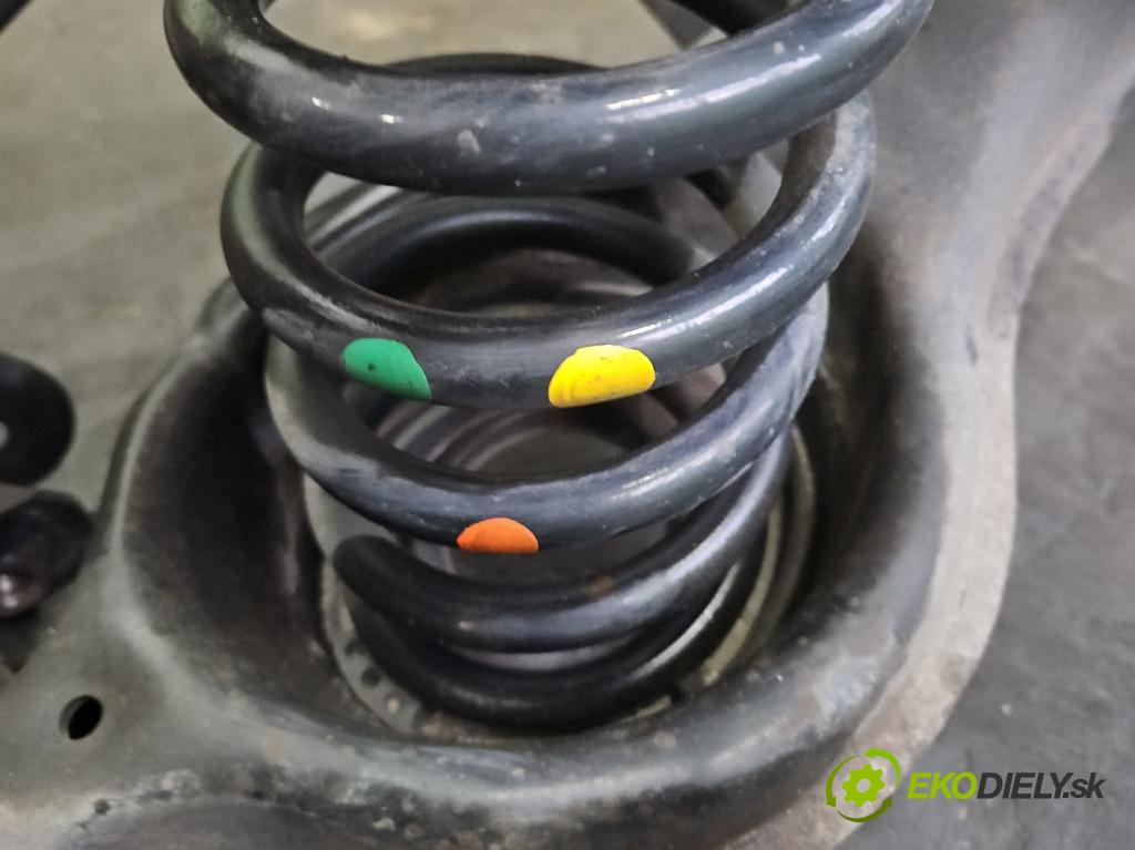 Ford Focus Mk3 2010-2018 1.5 tdci 120 hp manual 88 kW 1499 cm3 5- zadní výztuha  (Výztuhy zadní)