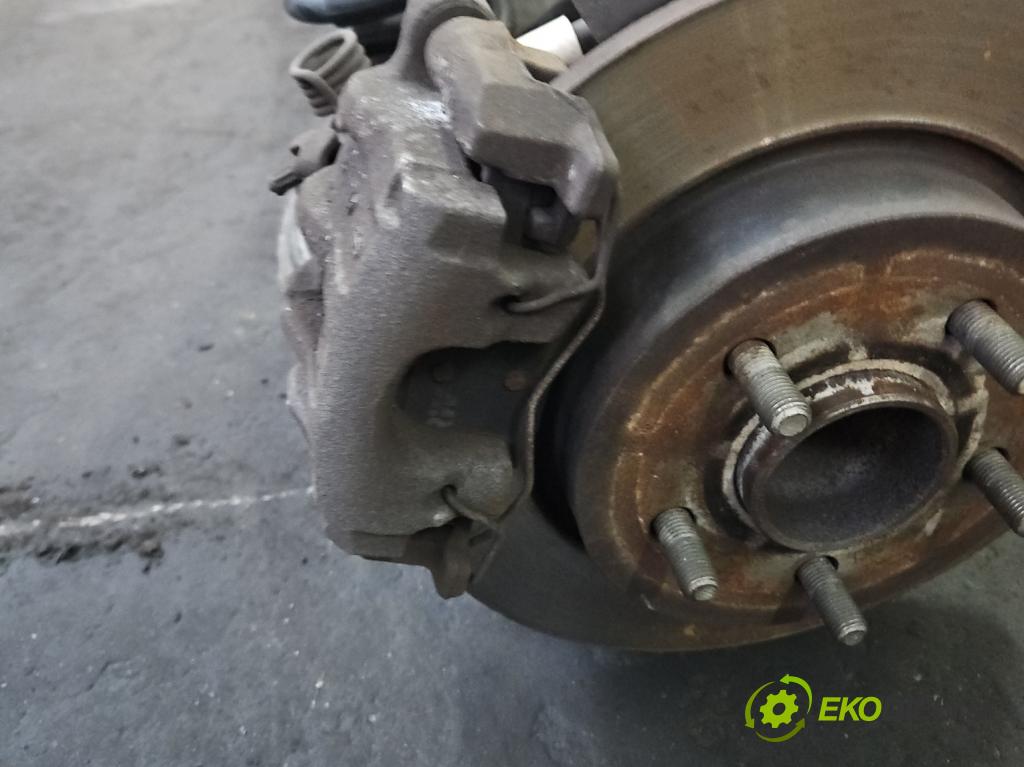 Ford Focus Mk3 2010-2018 1.5 tdci 120 hp manual 88 kW 1499 cm3 5- zadní výztuha  (Výztuhy zadní)