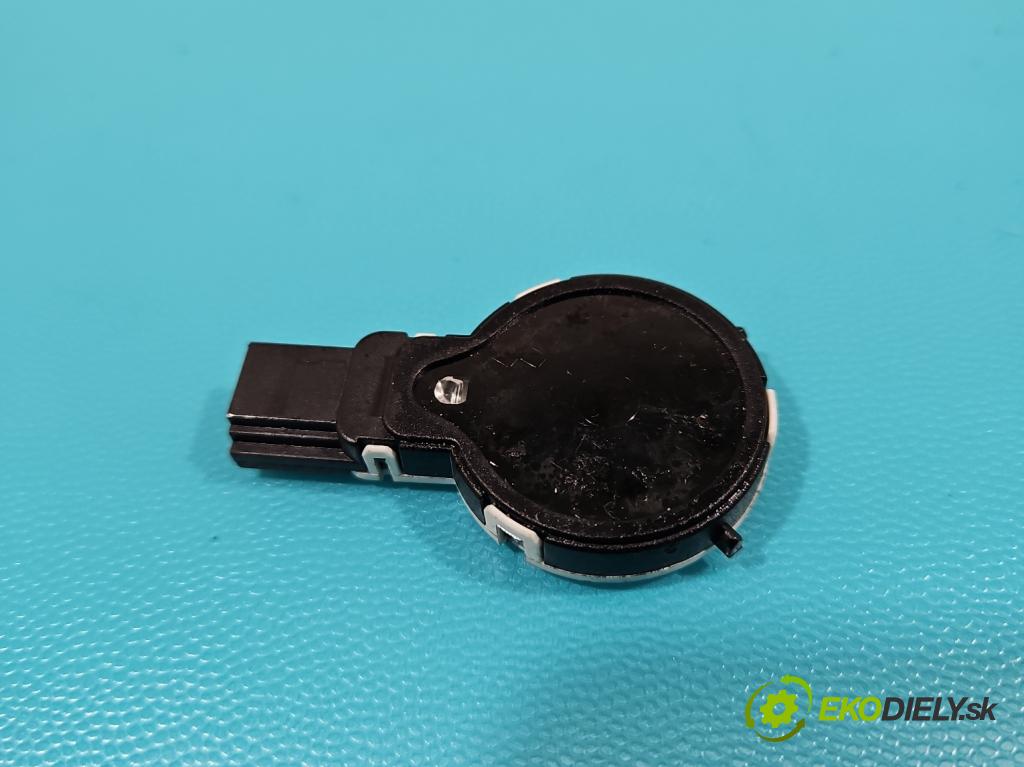 Ford Focus Mk3 2010-2018 1.5 tdci 120 HP manual 88 kW 1499 cm3 5- snímač déšť: F1ET-17547-AA (Snímače dažďa)