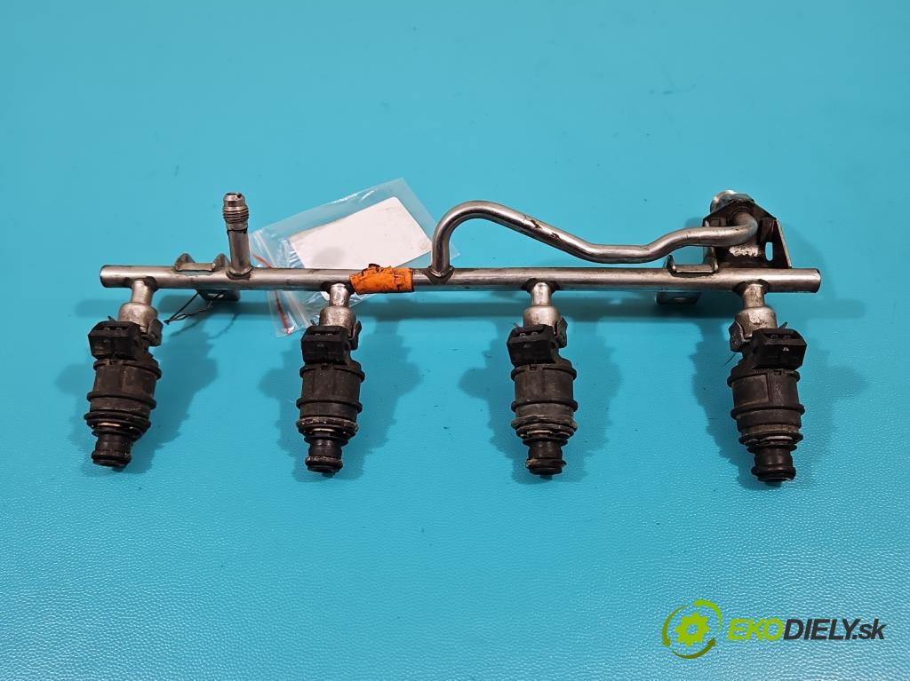 Opel Zafira A 1999-2005 1.8 16V 125 HP manual 92 kW 1796 cm3 5- vstrek 90536149 (Vstrekovače)