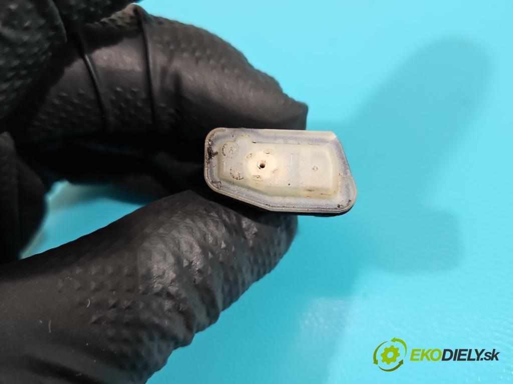 Ford Focus Mk3 2010-2018 1.5 tdci 120 hp manual 88 kW 1499 cm3 5- snímač tlaku pneumatika 2014DJ1923 (Snímače tlaku v pneumatikách)