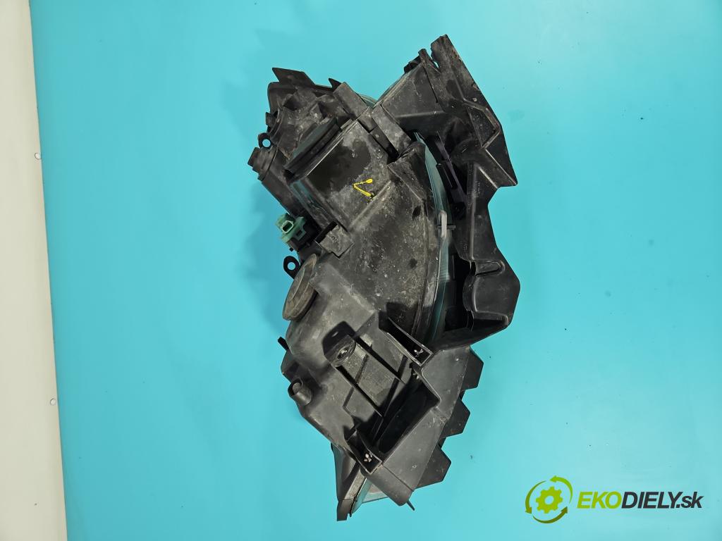 Renault Scenic II 2003-2009 1.9 dci 131 HP manual 96 kW 1870 cm3 5- Reflektor: pravý (Pravé)