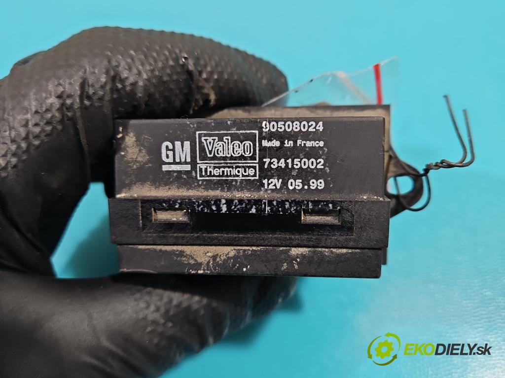 Opel Vectra B 1995-2002 1.6 16V 101 hp manual 74 kW 1598 cm3 4- rezistor 90508024