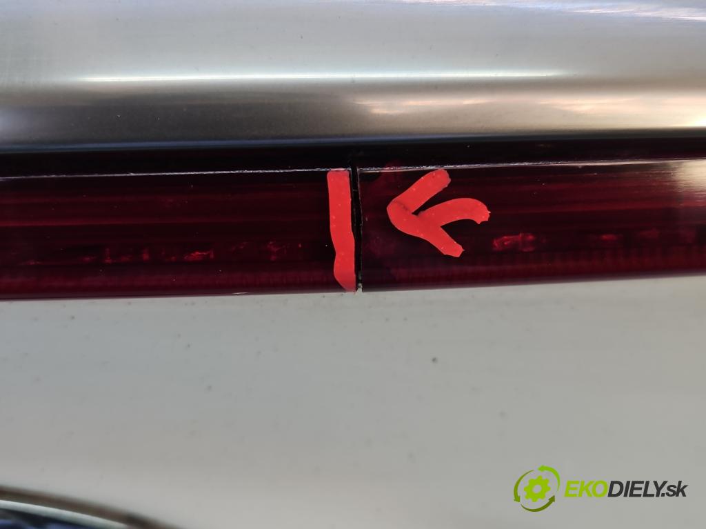 Kia Sportage IV 2015-2021 1.7 crdi 141 hp automatic 104 kW 1685 cm3 5- zadní kufrové dveře  (Zadní kapoty)