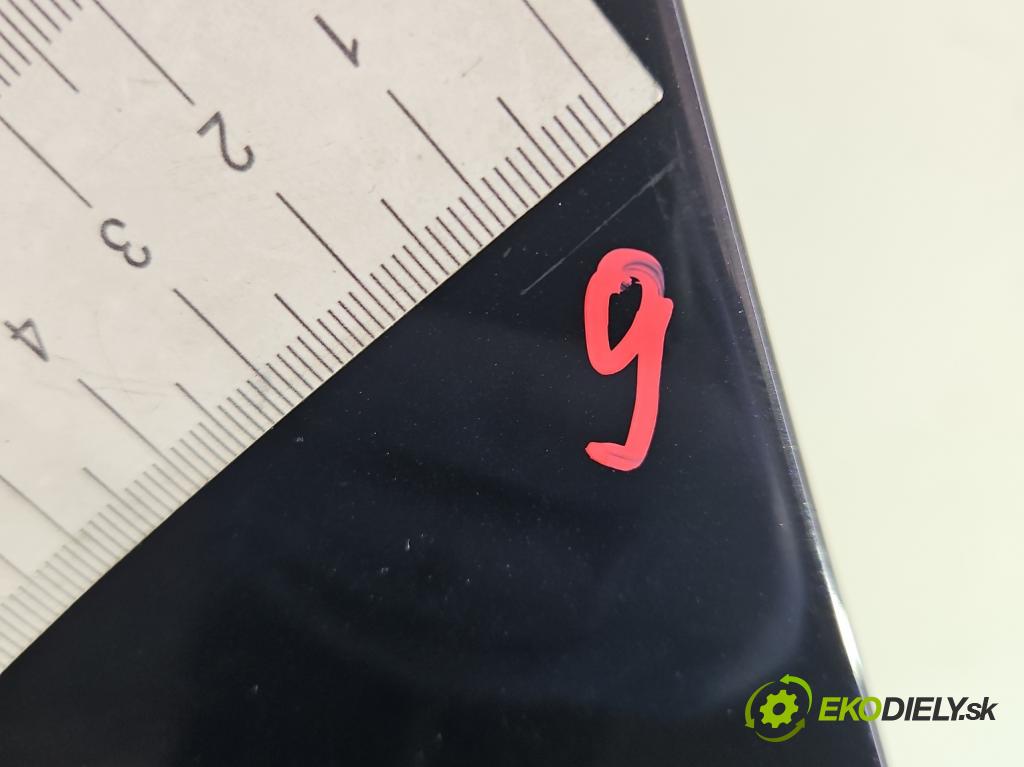 Volvo V90 2016- 2.0 D5 235 HP automatic 173 kW 1969 cm3 5- blatník predné ľavý  (Predné ľavé)