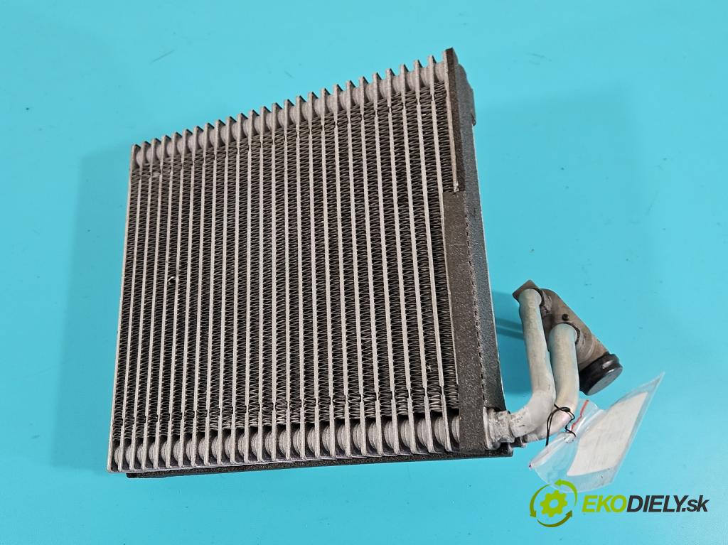 Opel Antara 2006-2015 2.2 cdti 163 hp automatic 120 kW 2231 cm3 5- radiátor  (Radiátory topení)