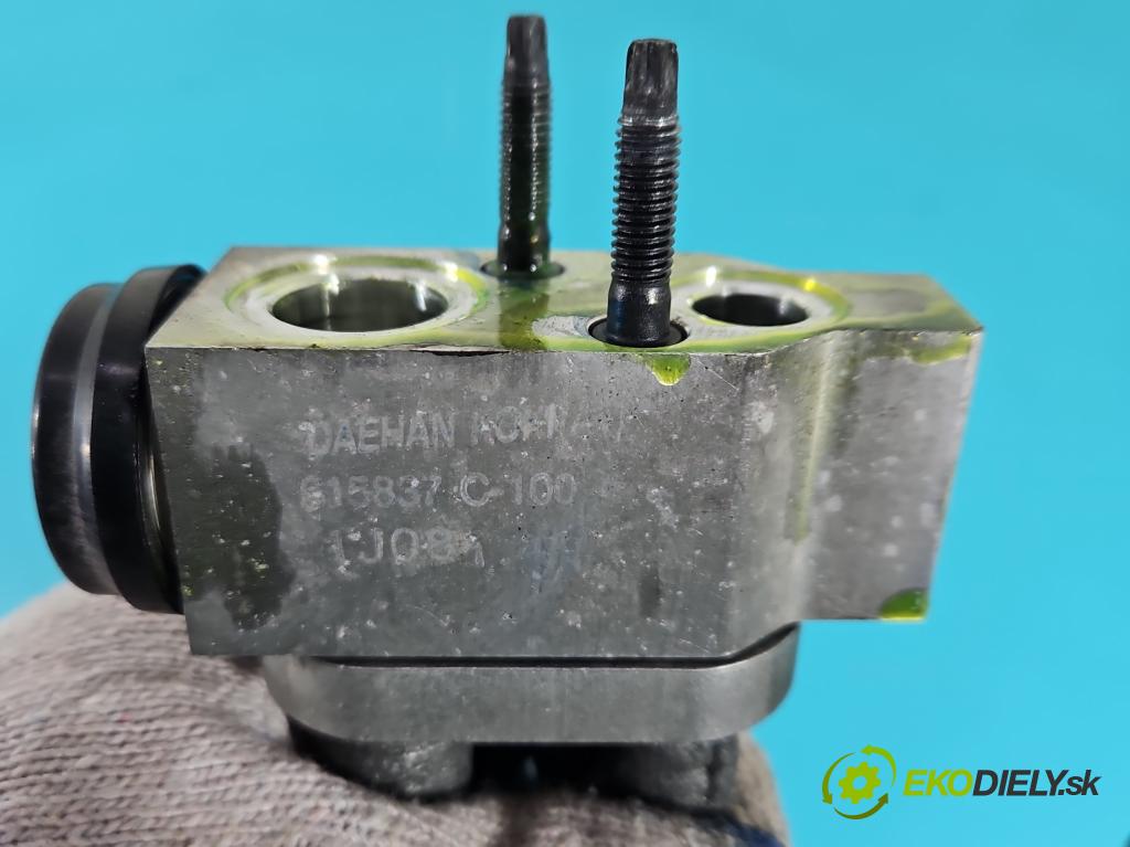 Opel Antara 2006-2015 2.2 cdti 163 hp automatic 120 kW 2231 cm3 5- radiátor  (Radiátory topení)