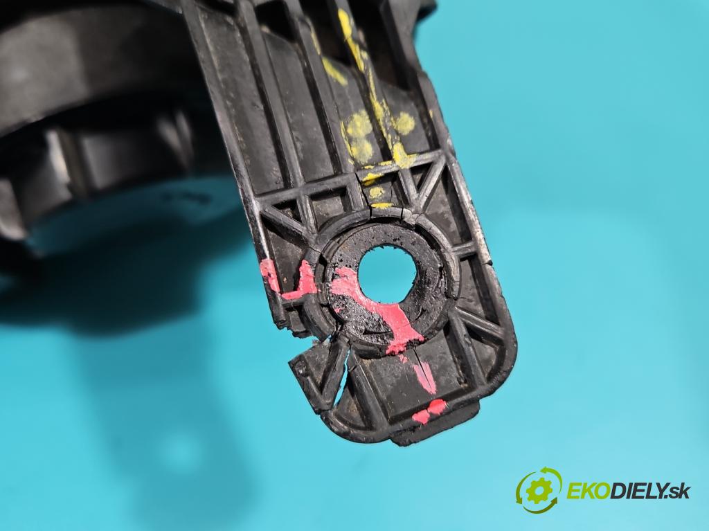 Opel Antara 2006-2015 2.2 cdti 163 HP automatic 120 kW 2231 cm3 5- Reflektor: pravý (Pravé)