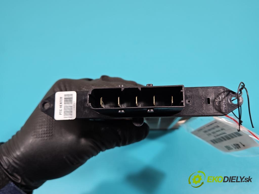 Opel Antara 2006-2015 2.2 cdti 163 hp automatic 120 kW 2231 cm3 5- radiátor  (Radiátory topení)