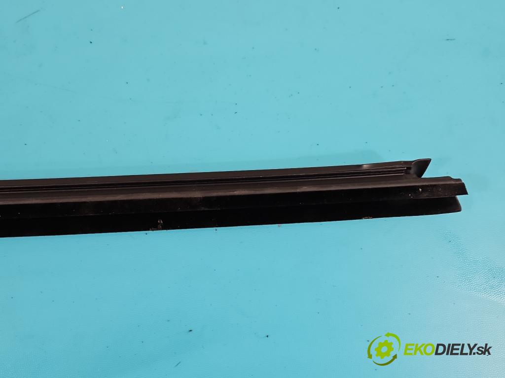 Volvo V90 2016- 2.0 D5 235 hp automatic 173 kW 1969 cm3 5- Těsnění: dveře zadní levé  (Ostatní)