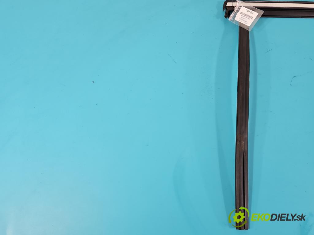 Volvo V90 2016- 2.0 D5 235 HP automatic 173 kW 1969 cm3 5- Těsnění: dvere zadné ľavé 31854175 (Ostatné)