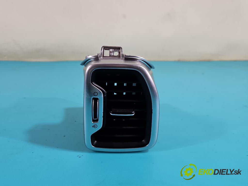 Kia Sportage IV 2015-2021 1.7 crdi 141 HP automatic 104 kW 1685 cm3 5- Mřížka: kúrenia stredová  (Mriežky kúrenia (fukáre))