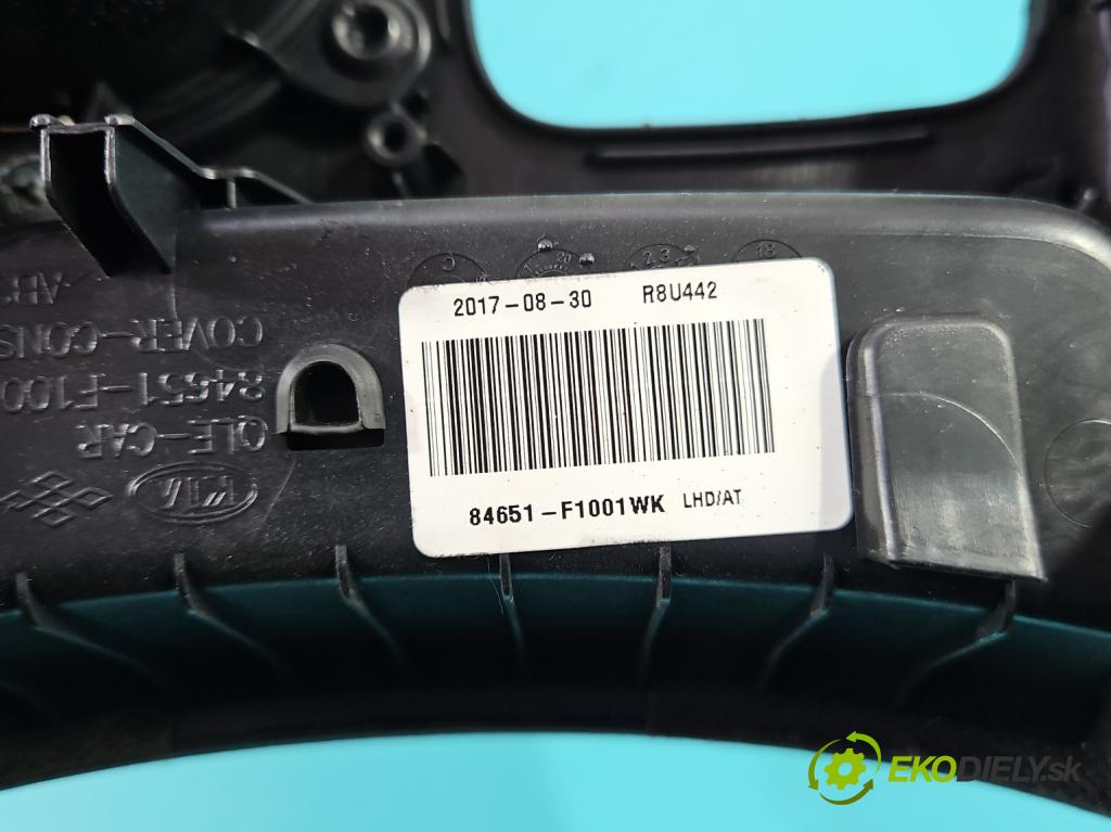 Kia Sportage IV 2015-2021 1.7 crdi 141 HP automatic 104 kW 1685 cm3 5- Rukojeť: na nápoje: 84651-F1001WK (Úchyty, držiaky na nápoje)