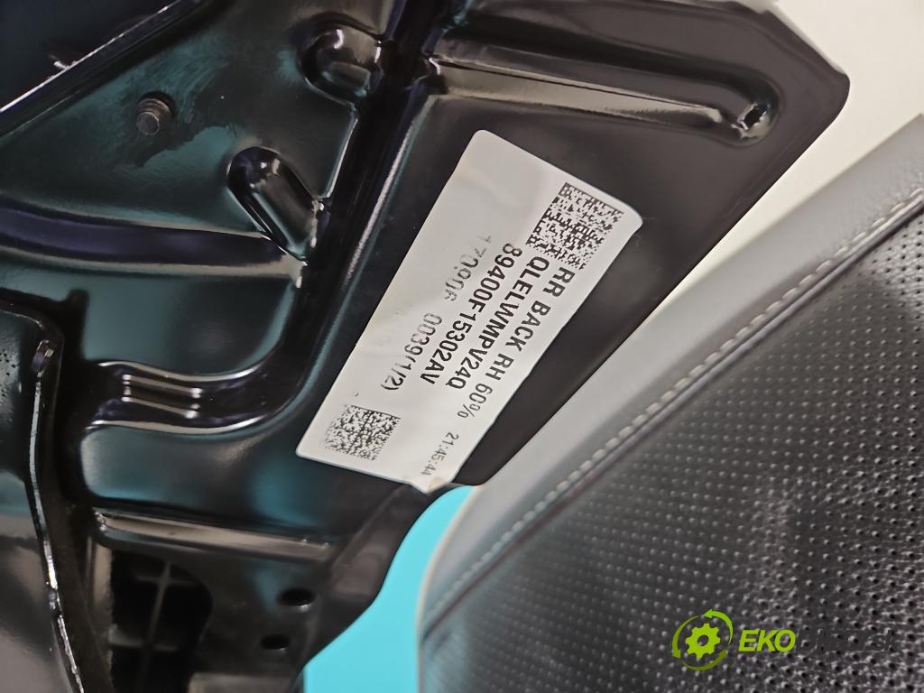 Kia Sportage IV 2015-2021 1.7 crdi 141 HP automatic 104 kW 1685 cm3 5- Pohovka: zadné  (Sedačky, sedadlá)