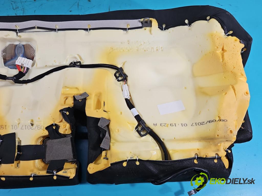 Kia Sportage IV 2015-2021 1.7 crdi 141 HP automatic 104 kW 1685 cm3 5- Pohovka: zadné  (Sedačky, sedadlá)