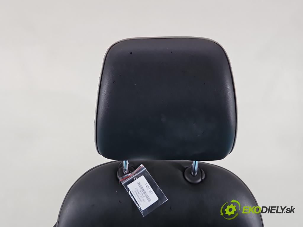 Kia Sportage IV 2015-2021 1.7 crdi 141 HP automatic 104 kW 1685 cm3 5- Sedačka pravý  (Sedačky, sedadlá)